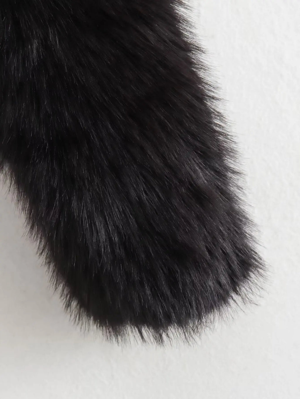 Black Faux Fur Coat for Women Autumn Winter Plush Wool Coats Black Wool & Blends Coats Outerwears Long Sleeve Warm Fur Coat