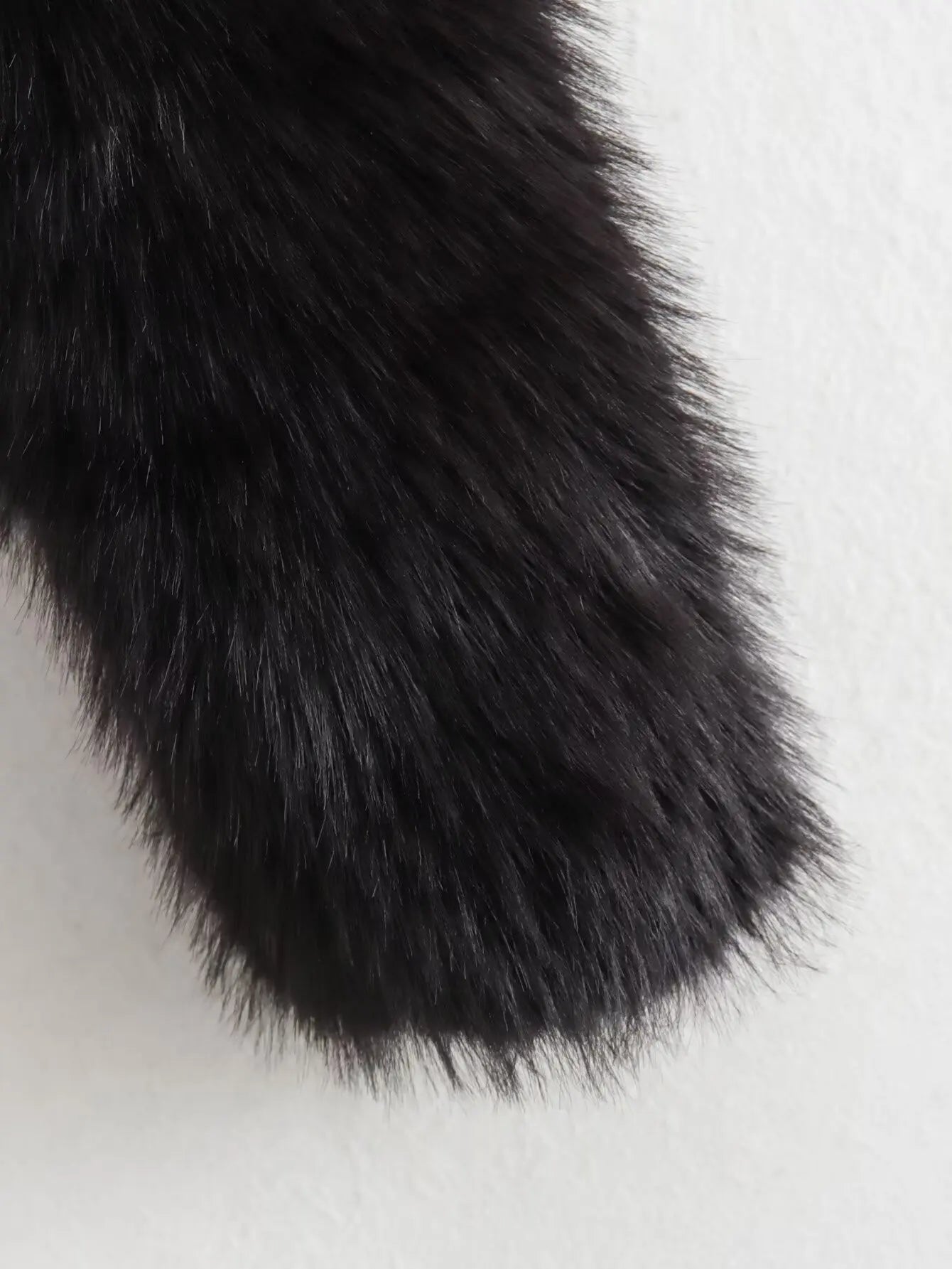 Black Faux Fur Coat for Women Autumn Winter Plush Wool Coats Black Wool & Blends Coats Outerwears Long Sleeve Warm Fur Coat