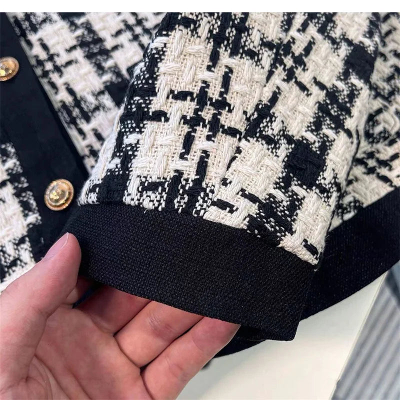 Autumn Winter Jackets Women Loose plaid Short Outwaer 2025 New Female Casual All-match Temperament Warm Ladies Overcoats