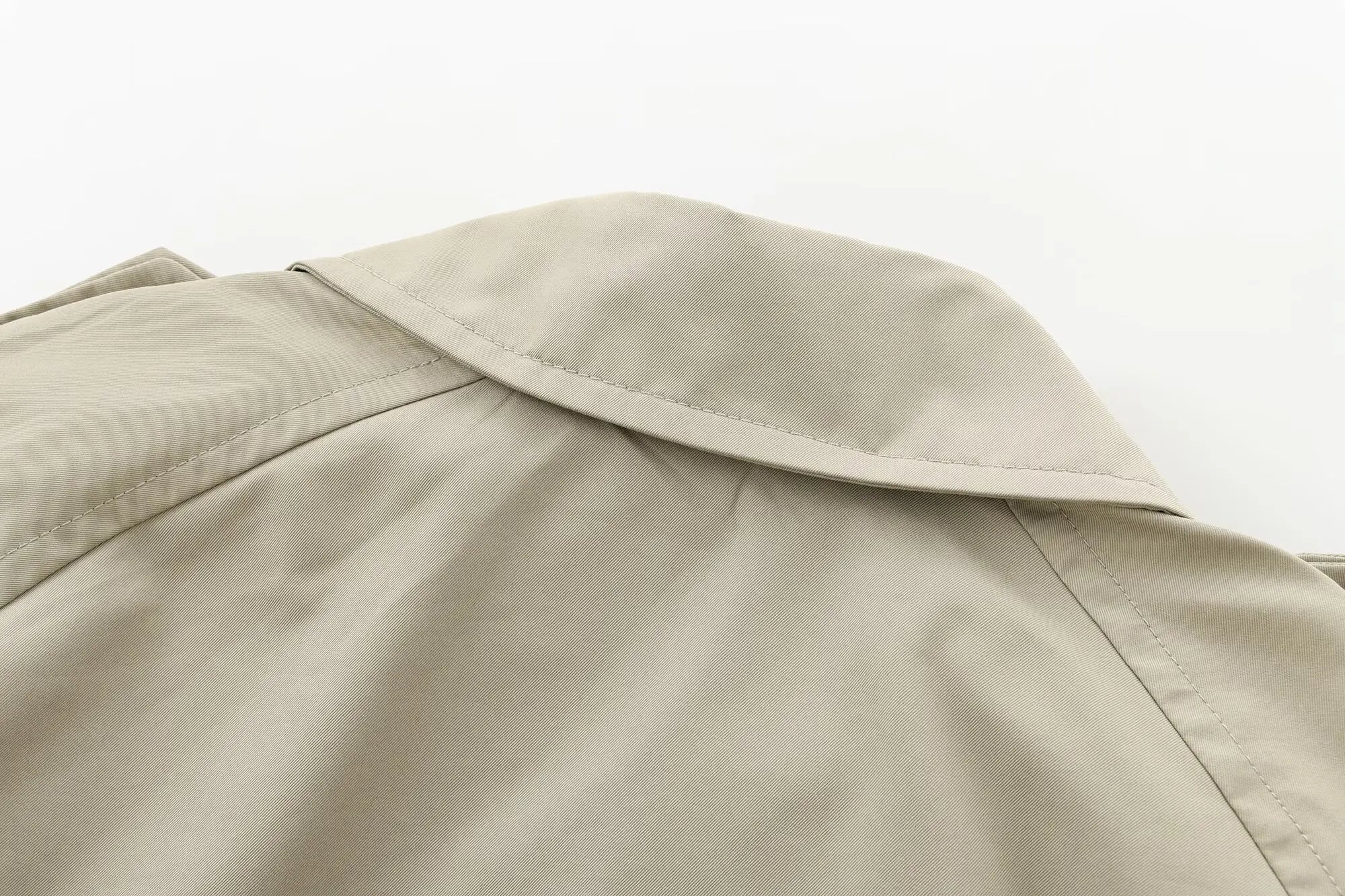 DiYiG WOMAN 2024 Autumn New Fashion Short Trench Coat Retro Long Sleeve Button Casual Outerwear Chic Overcoat