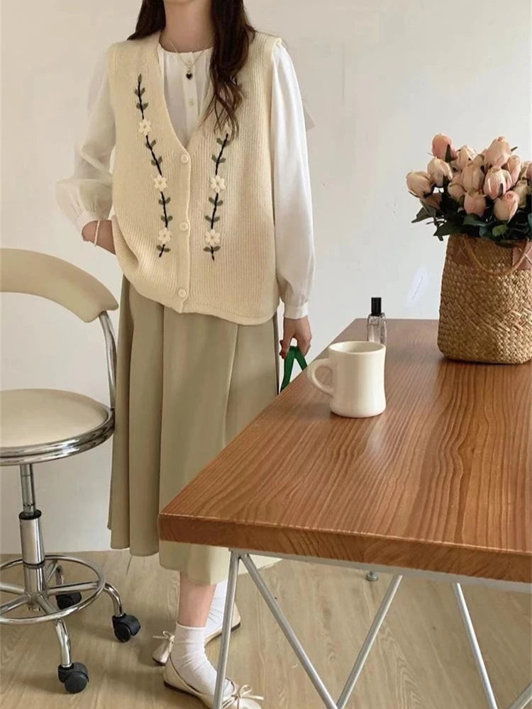 Female Sweater Flowers Wear To Work New in Elegant Clothing Winter 2025 Waistcoat Luxury Warm Embroidered Women's Knitted Vest