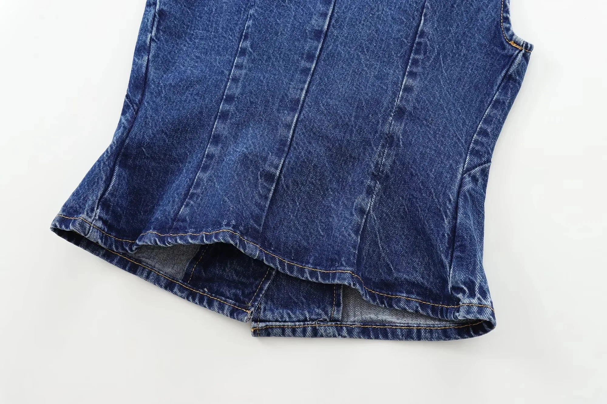 Women's Vest 2025 New Fashion Denim Vest Top Ladies Casual Cropped Sleeveless Jacket Coat Streetwear Waistcoat Outerwears